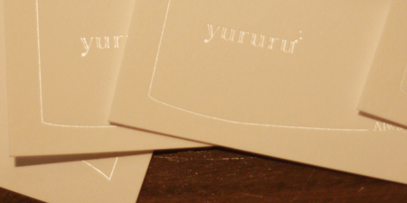 きしもとデザイン制作のyururuアクセサリー台紙